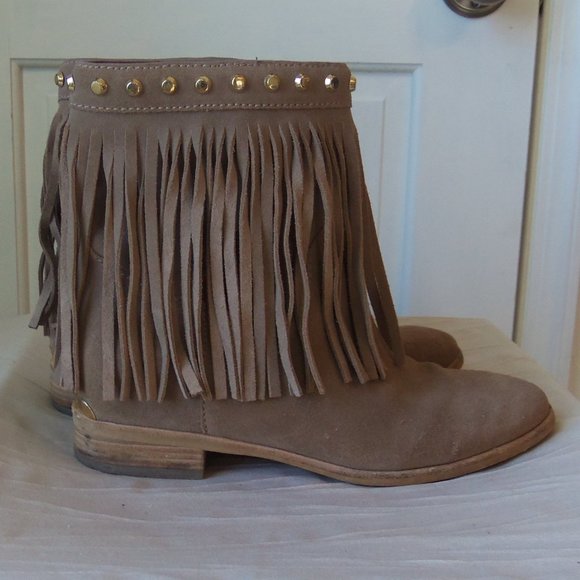 MICHAEL Michael Kors Fringe Suede Ankle Boots - Picture 4 of 13